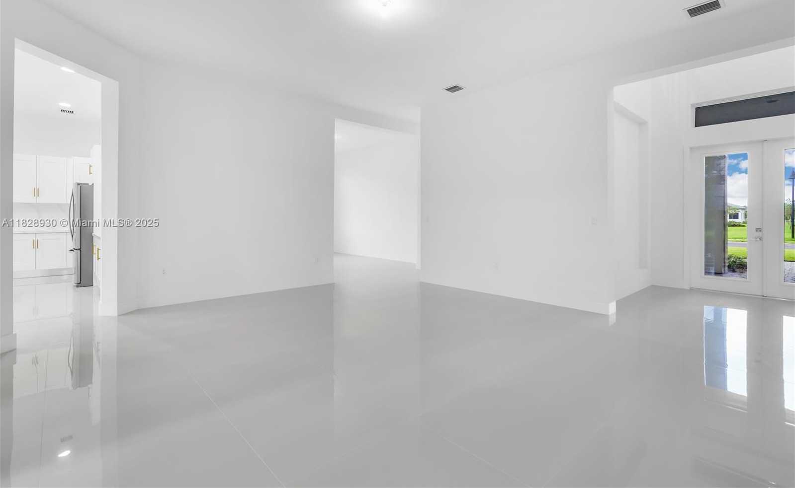 Small Image of 2210 SOUTH WEST 122ND TER, Davie Number 12