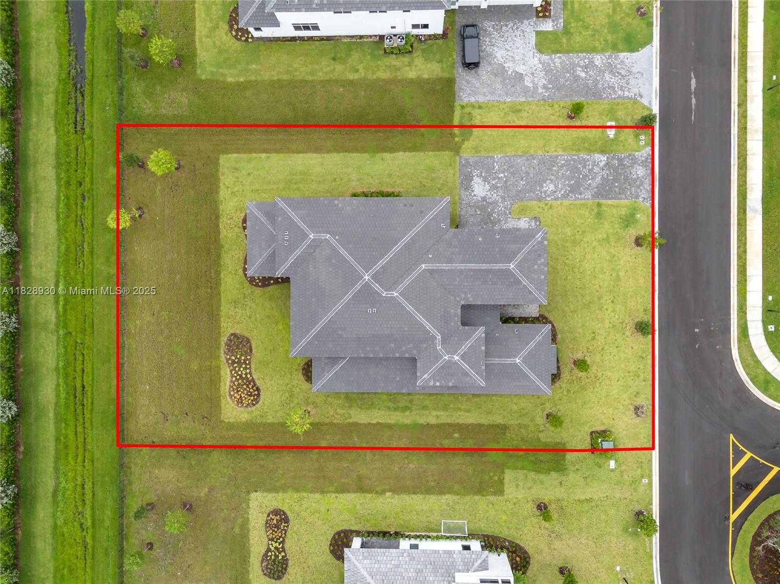 Small Image of 2210 SOUTH WEST 122ND TER, Davie Number 9