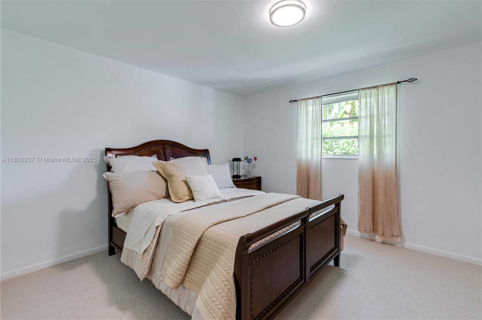 Small Image of 8121 SOUTH WEST 139TH TER, Palmetto Bay Number 19