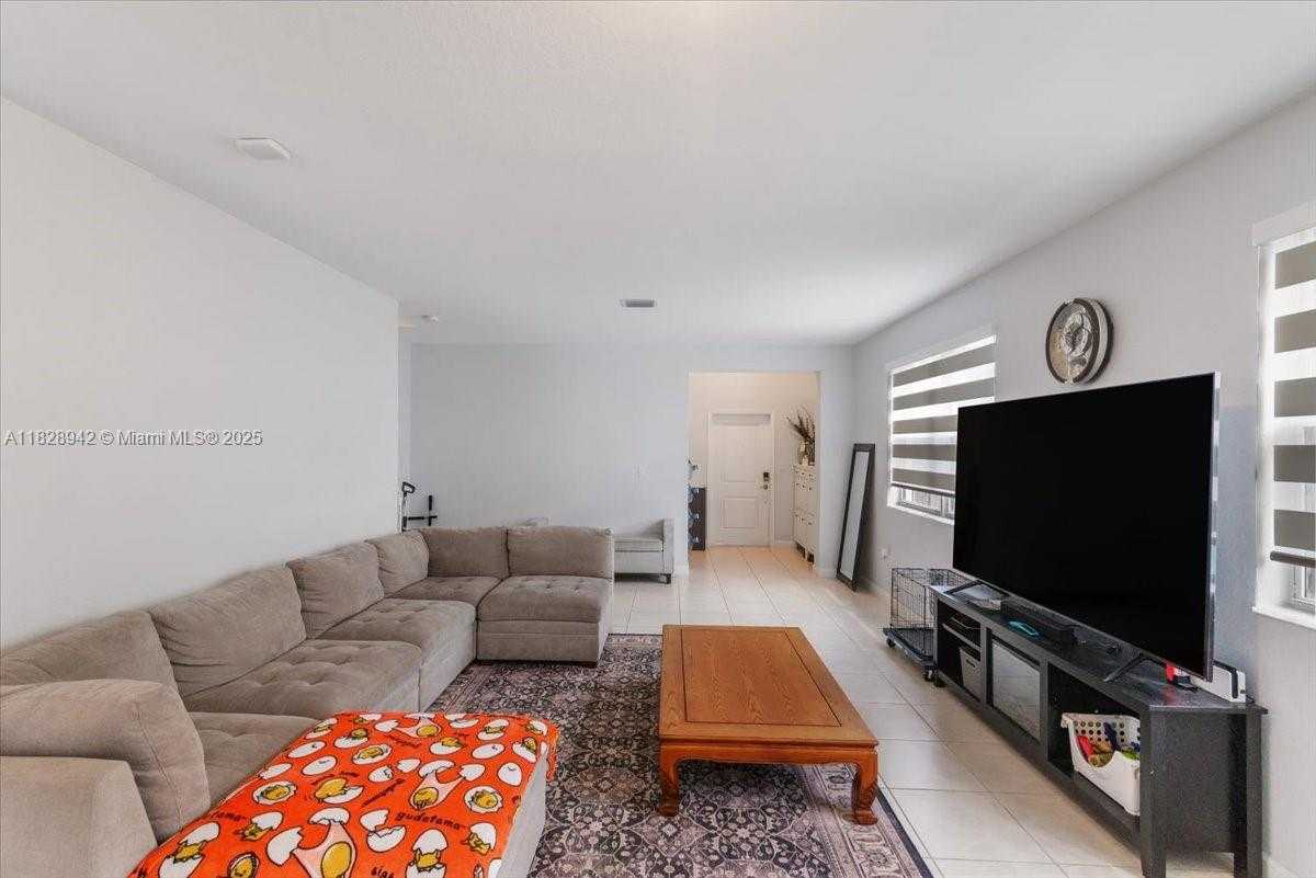 Small Image of 1433 SOUTH EAST 27TH TER, Homestead Number 10
