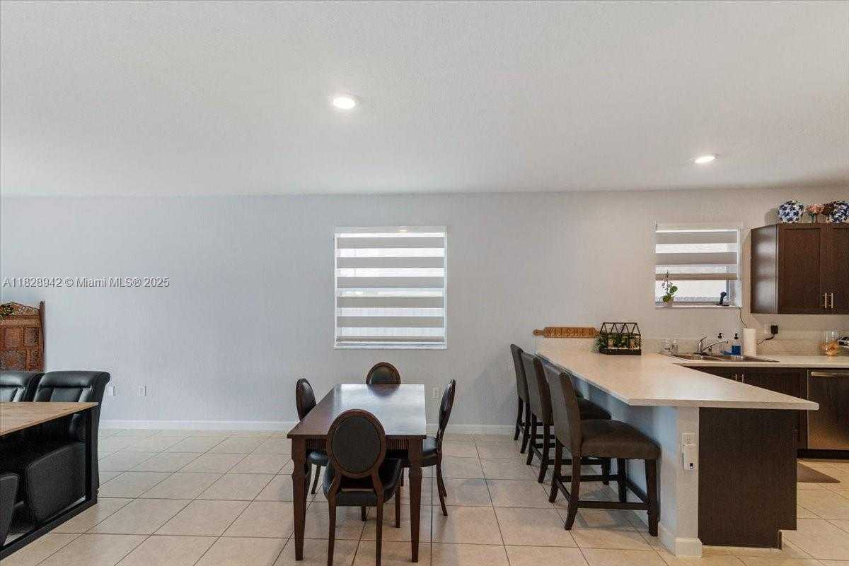 Small Image of 1433 SOUTH EAST 27TH TER, Homestead Number 12