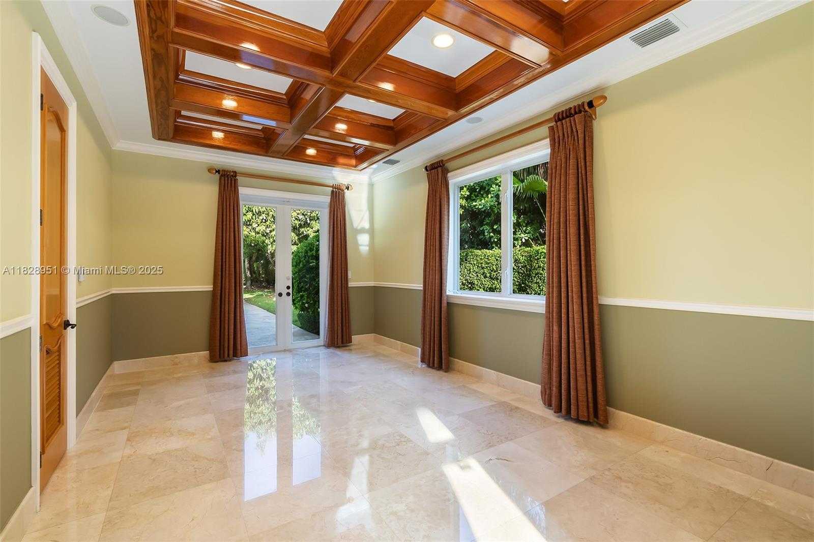 Small Image of 10851 SOUTH WEST 63RD AVE, Pinecrest Number 17