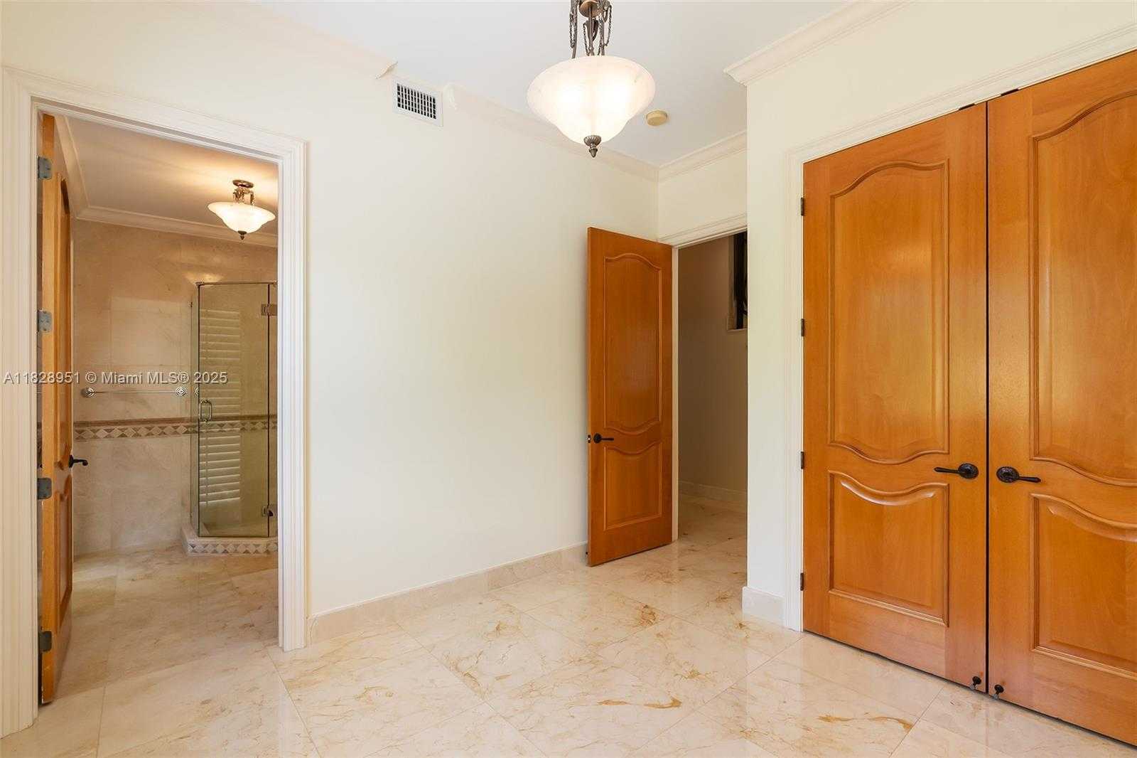 Small Image of 10851 SOUTH WEST 63RD AVE, Pinecrest Number 25