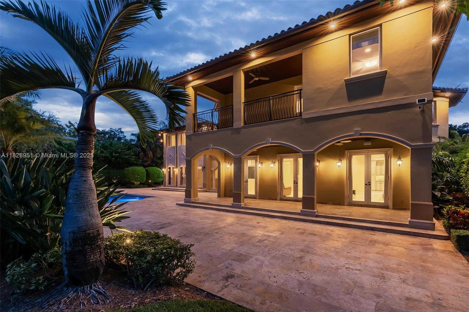 Small Image of 10851 SOUTH WEST 63RD AVE, Pinecrest Number 28