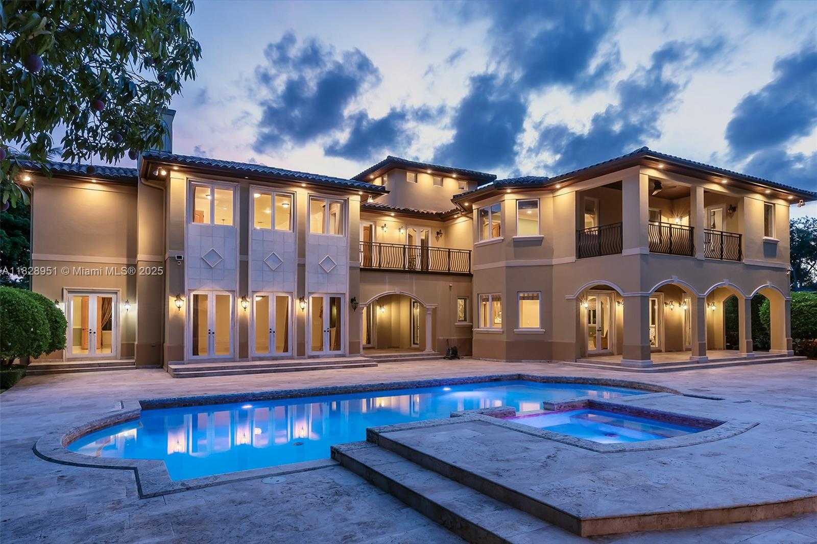 Small Image of 10851 SOUTH WEST 63RD AVE, Pinecrest Number 3
