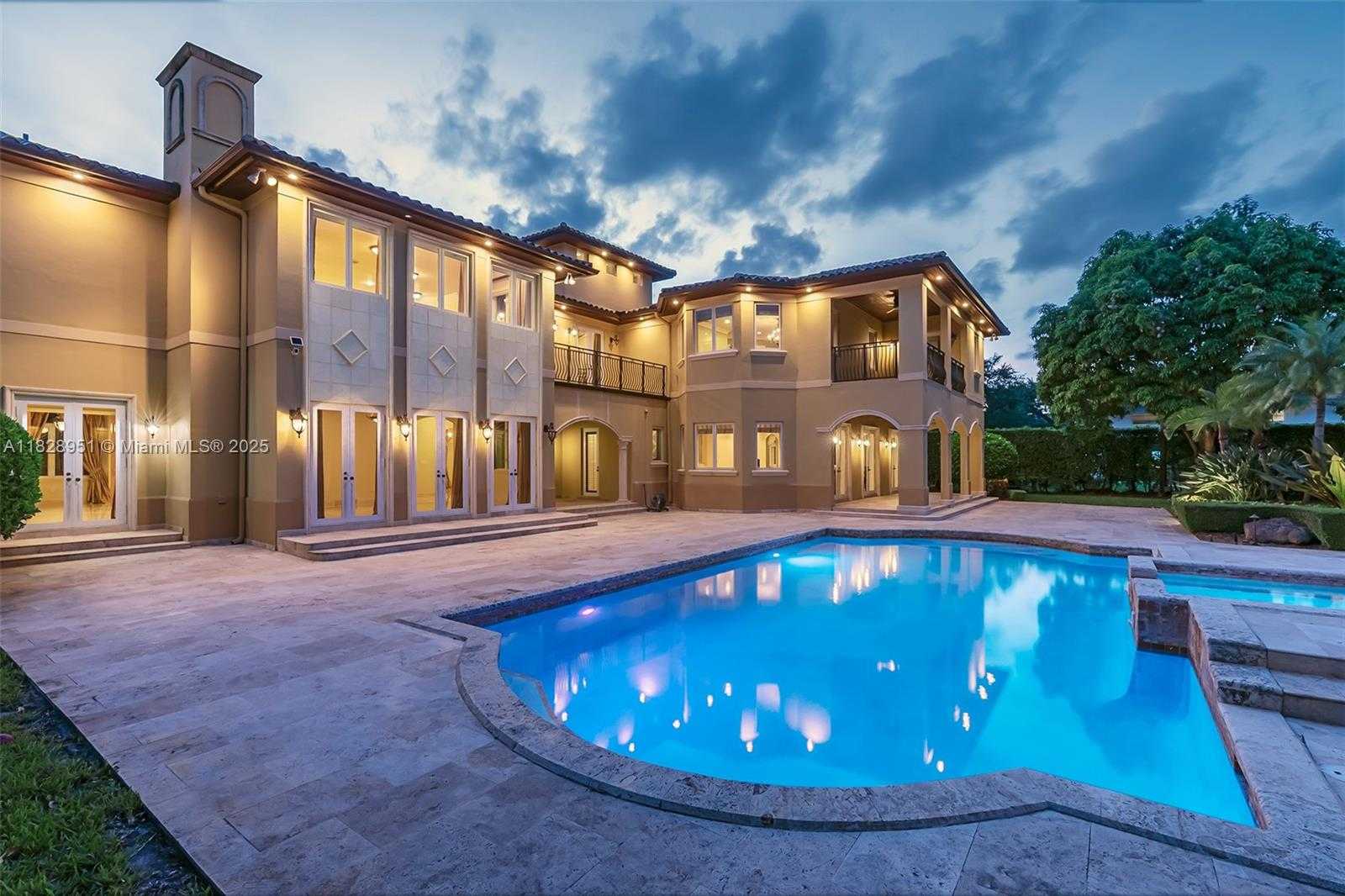 Small Image of 10851 SOUTH WEST 63RD AVE, Pinecrest Number 32