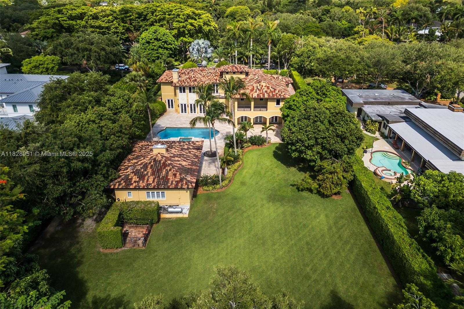 Small Image of 10851 SOUTH WEST 63RD AVE, Pinecrest Number 36