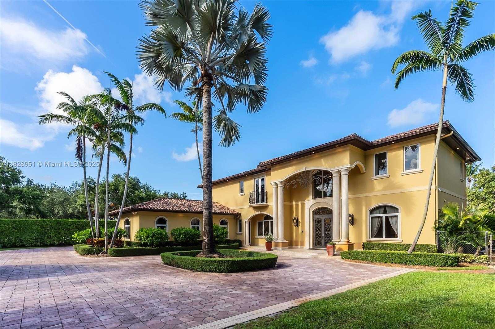 Small Image of 10851 SOUTH WEST 63RD AVE, Pinecrest Number 6