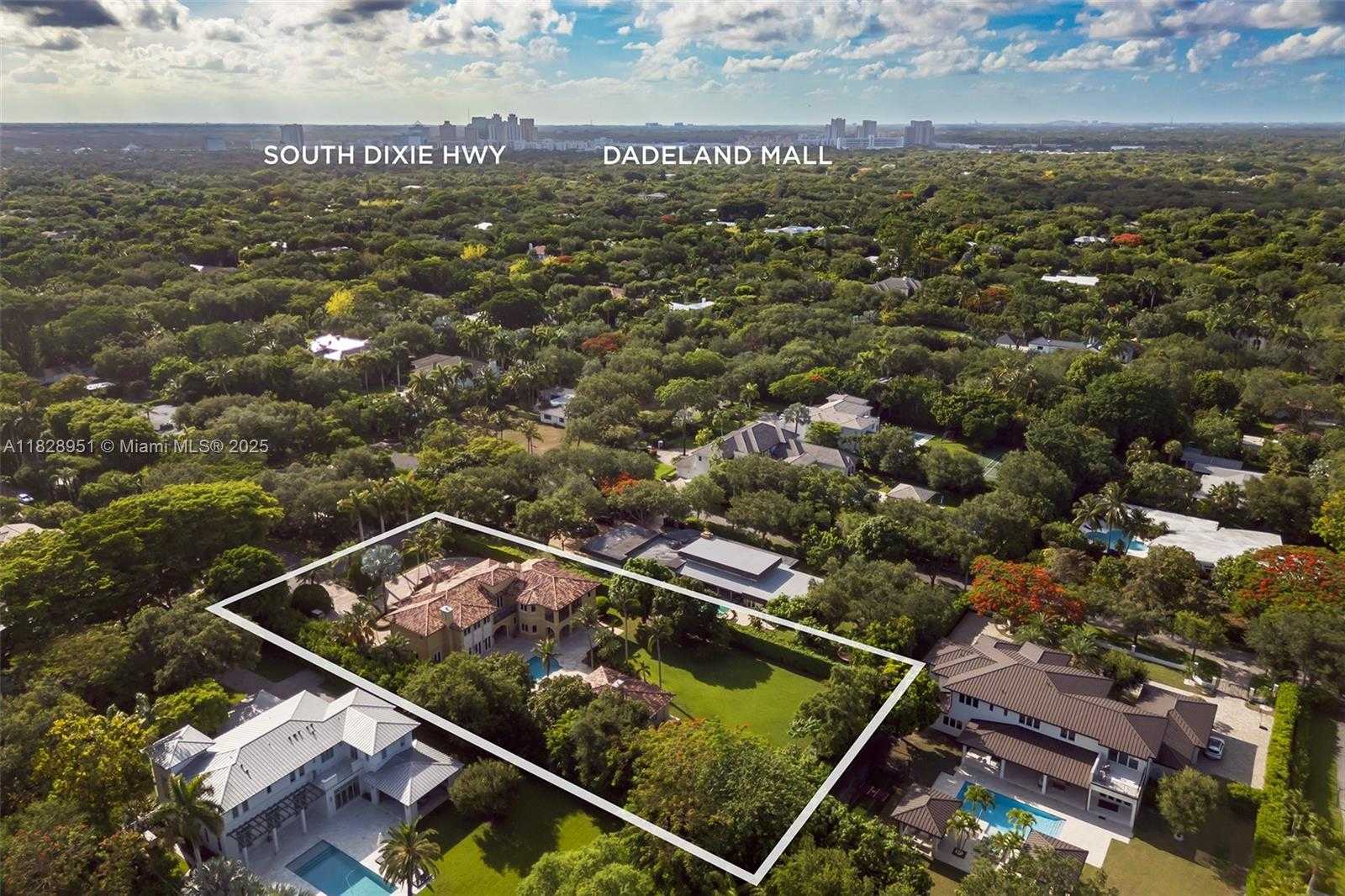 Small Image of 10851 SOUTH WEST 63RD AVE, Pinecrest Number 60