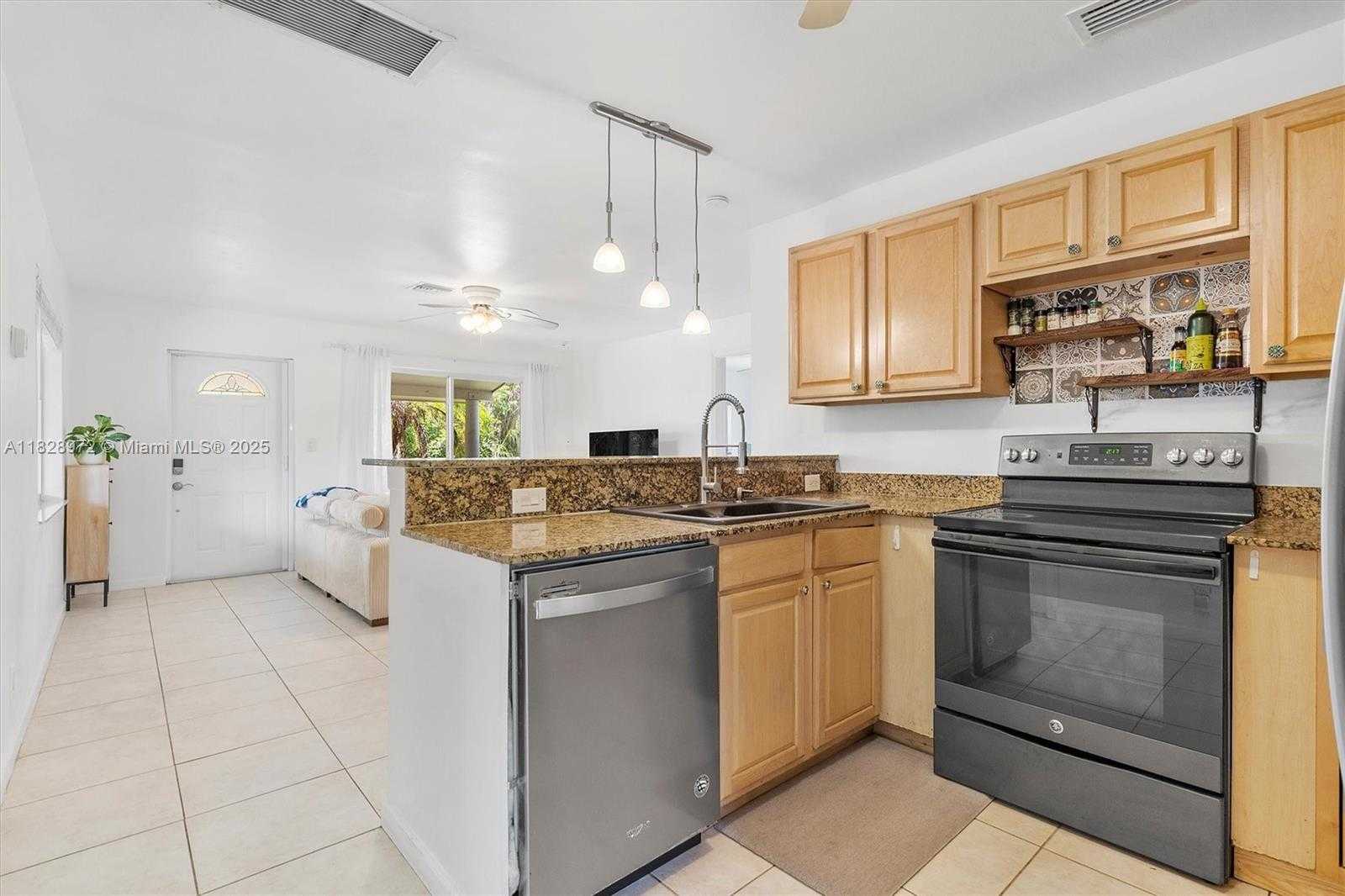 Small Image of 220 NORTH WEST 35TH CT, Oakland Park Number 11