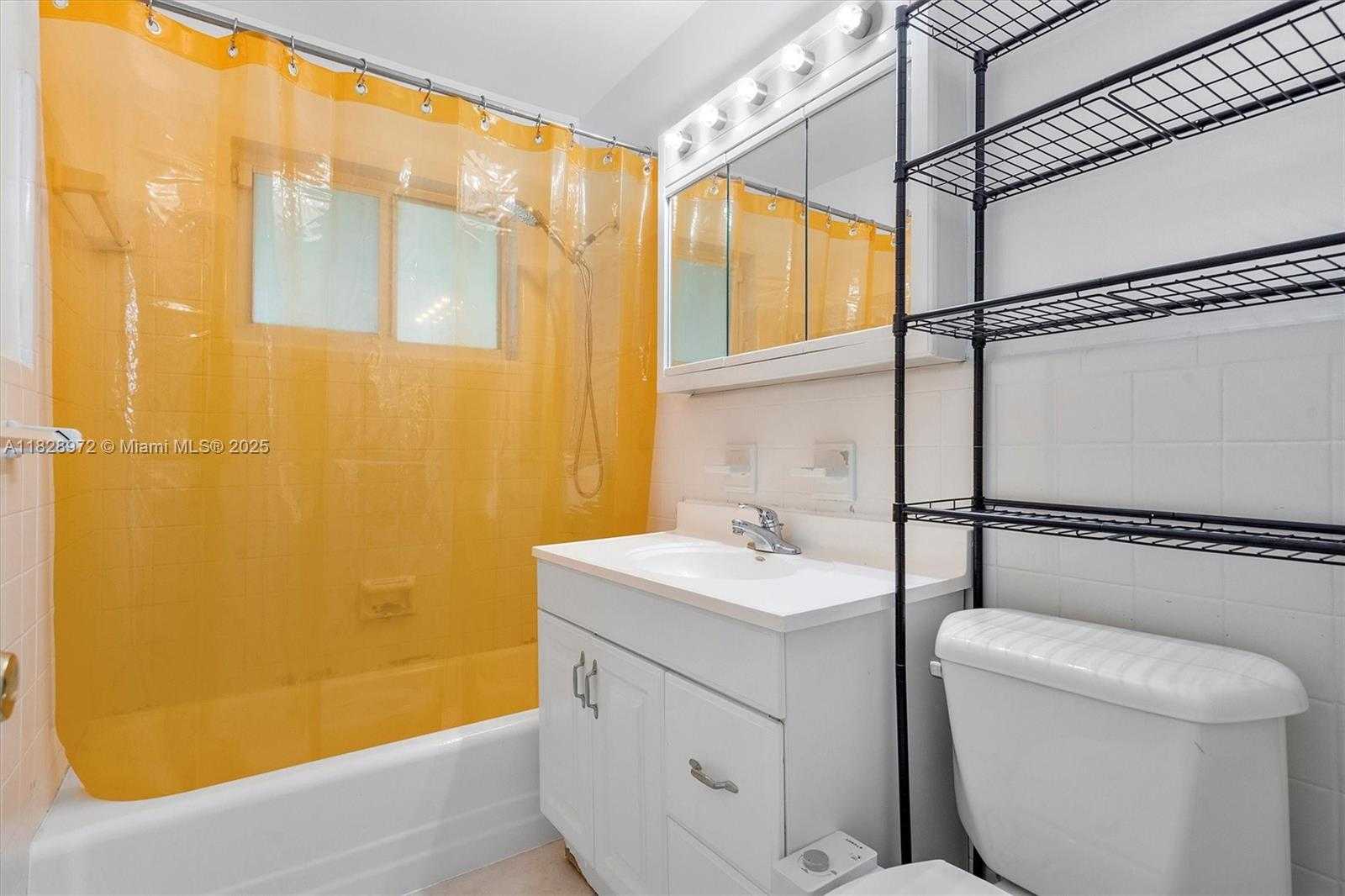 Small Image of 220 NORTH WEST 35TH CT, Oakland Park Number 16