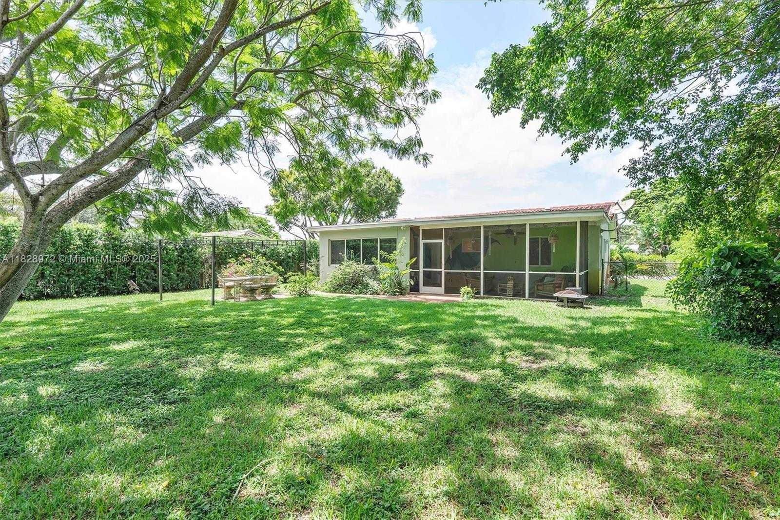 Small Image of 220 NORTH WEST 35TH CT, Oakland Park Number 18
