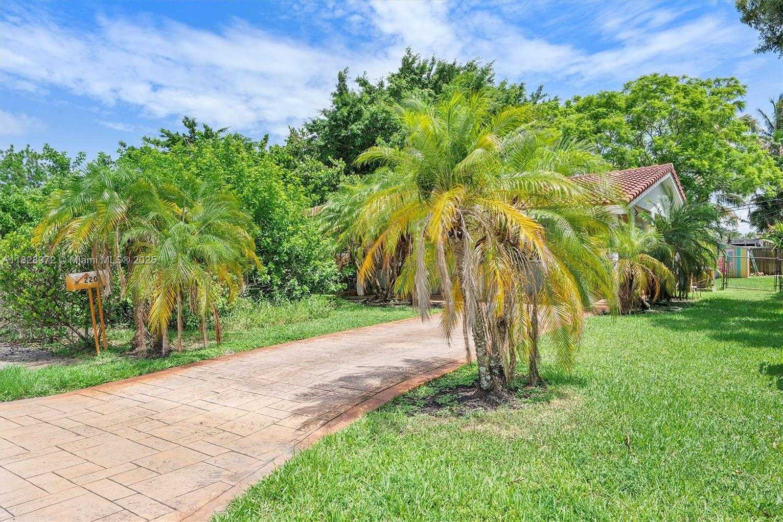 Small Image of 220 NORTH WEST 35TH CT, Oakland Park Number 21