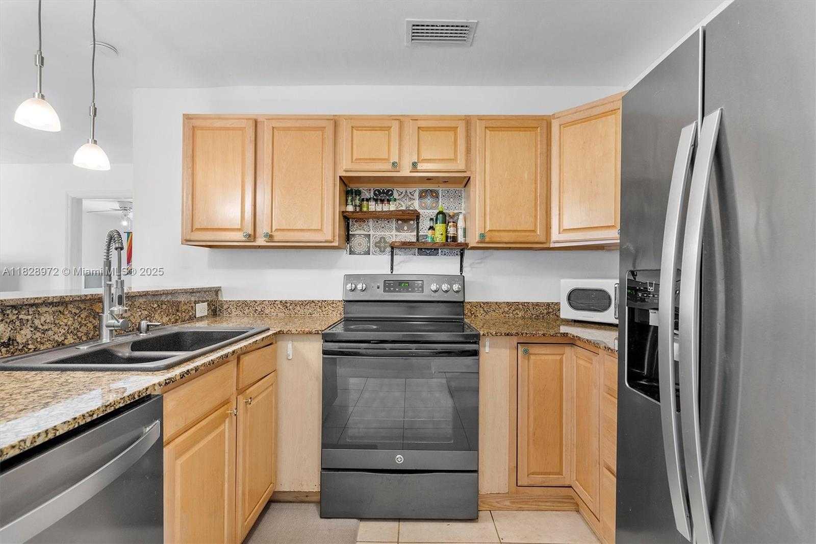Small Image of 220 NORTH WEST 35TH CT, Oakland Park Number 8