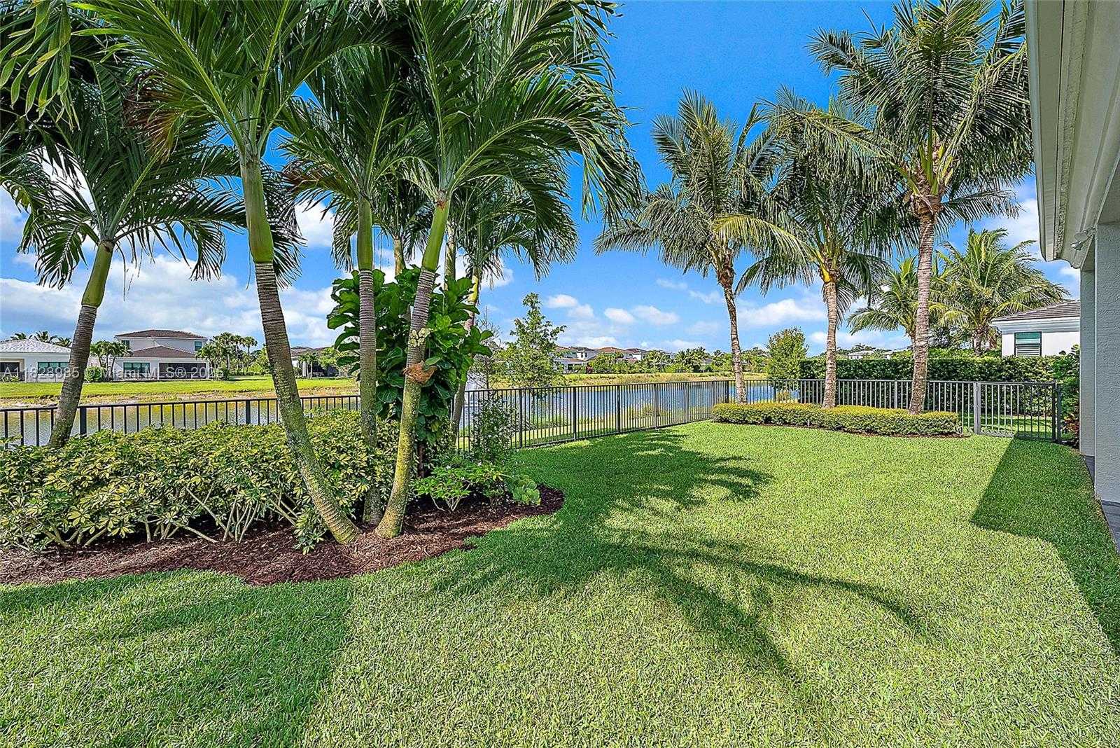 Small Image of 5736 GAUGUIN TER, Palm Beach Gardens Number 27