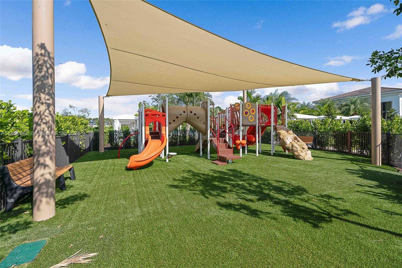 Small Image of 5736 GAUGUIN TER, Palm Beach Gardens Number 39