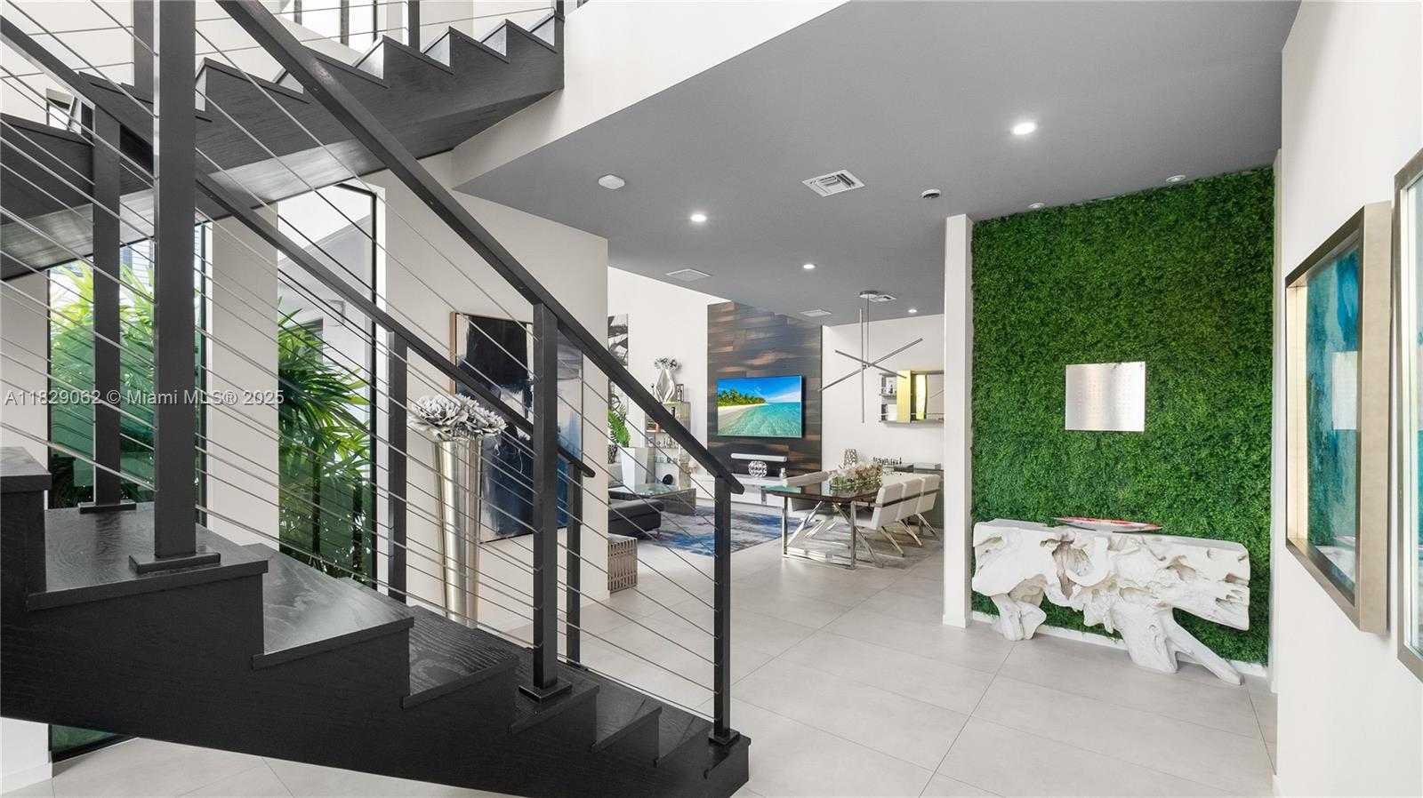Small Image of 1600 NORTH EAST 6 ST, Fort Lauderdale Number 25