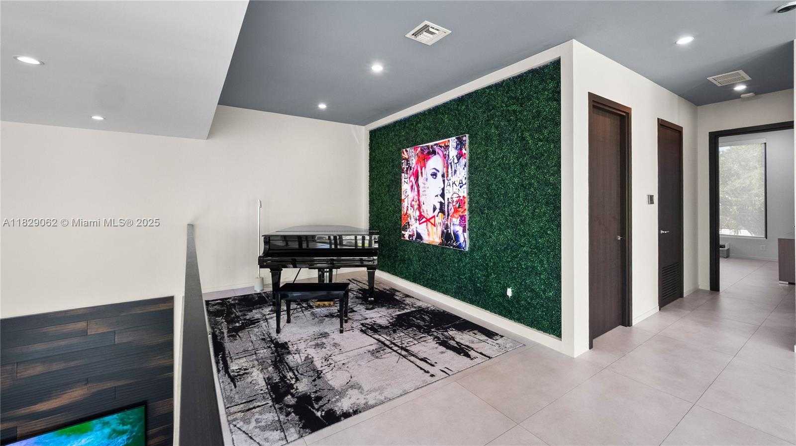 Small Image of 1600 NORTH EAST 6 ST, Fort Lauderdale Number 57