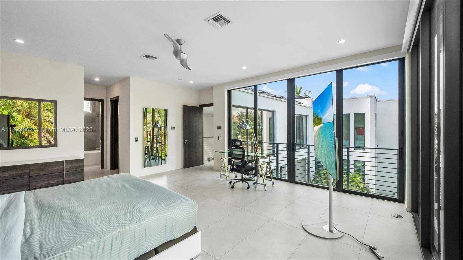 Small Image of 1600 NORTH EAST 6 ST, Fort Lauderdale Number 63