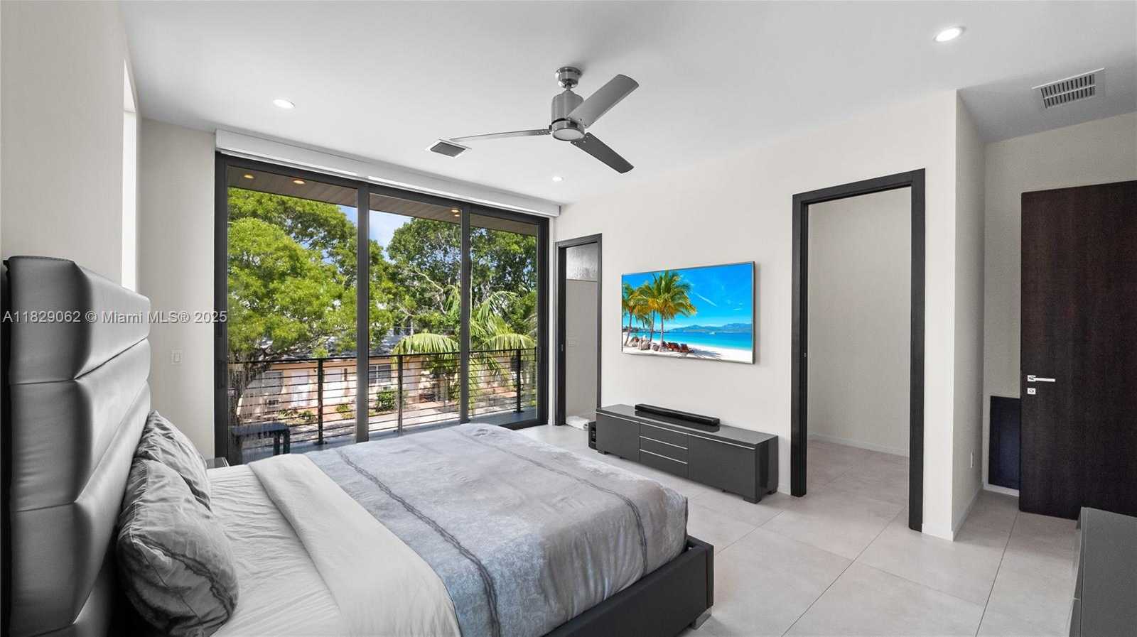 Small Image of 1600 NORTH EAST 6 ST, Fort Lauderdale Number 73