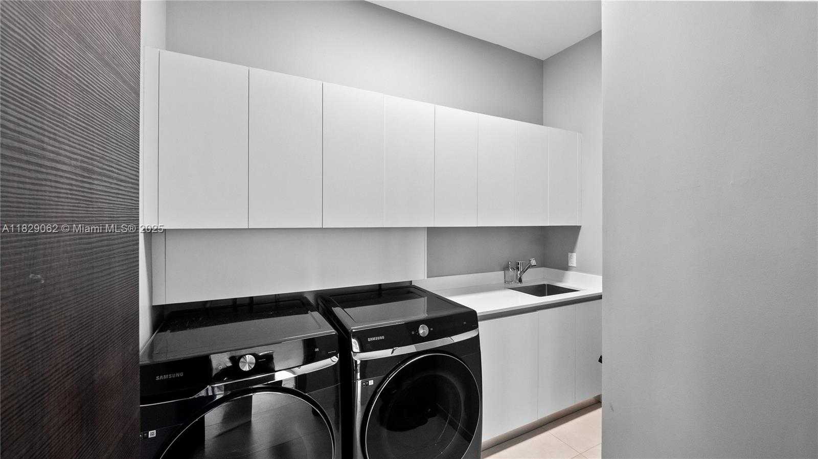 Small Image of 1600 NORTH EAST 6 ST, Fort Lauderdale Number 77