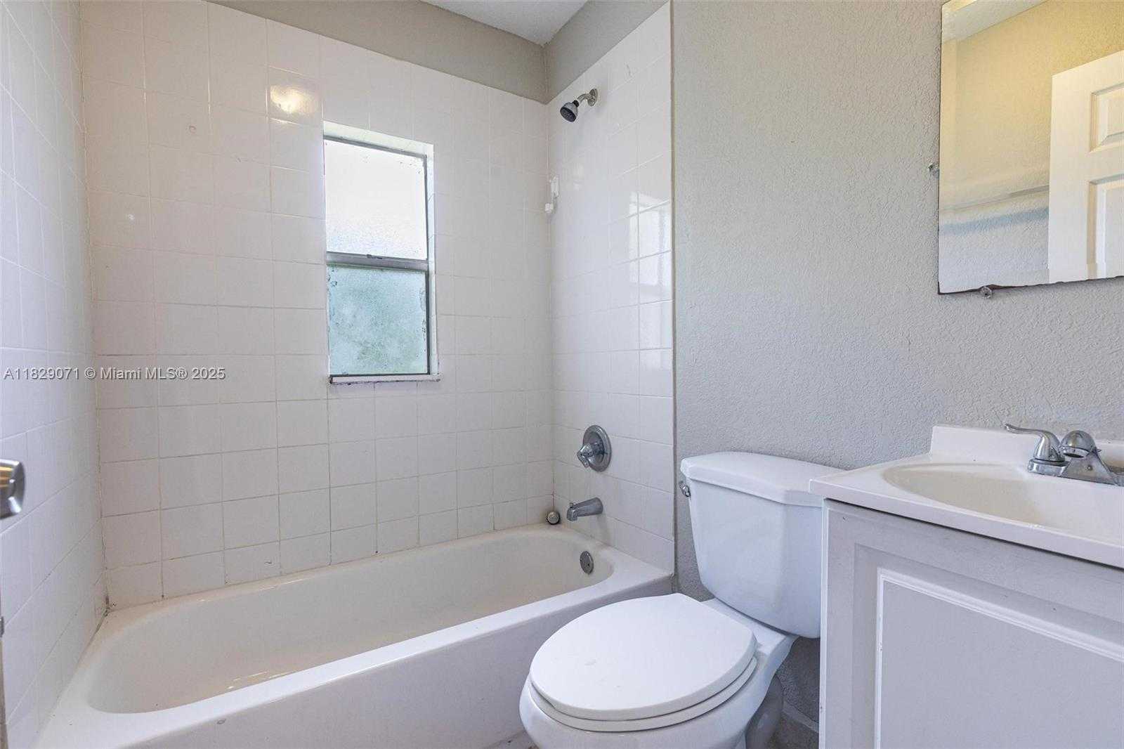 Small Image of 6048 BUCHANAN ST, Hollywood Number 19