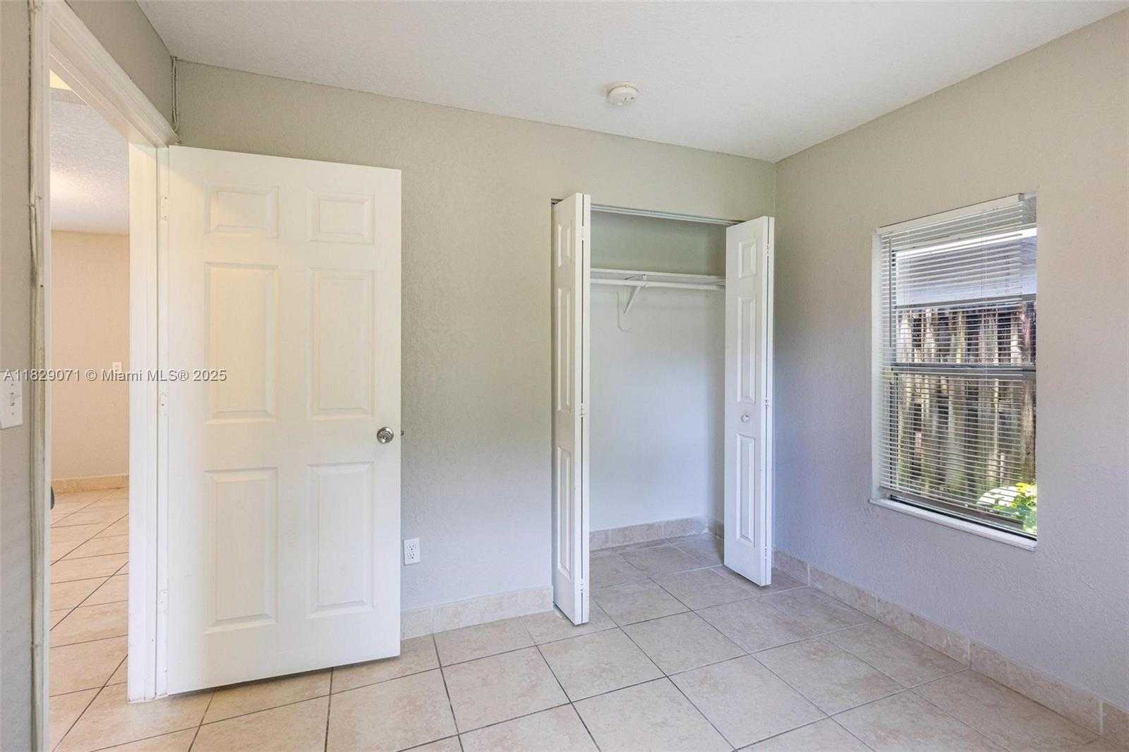 Small Image of 6048 BUCHANAN ST, Hollywood Number 21