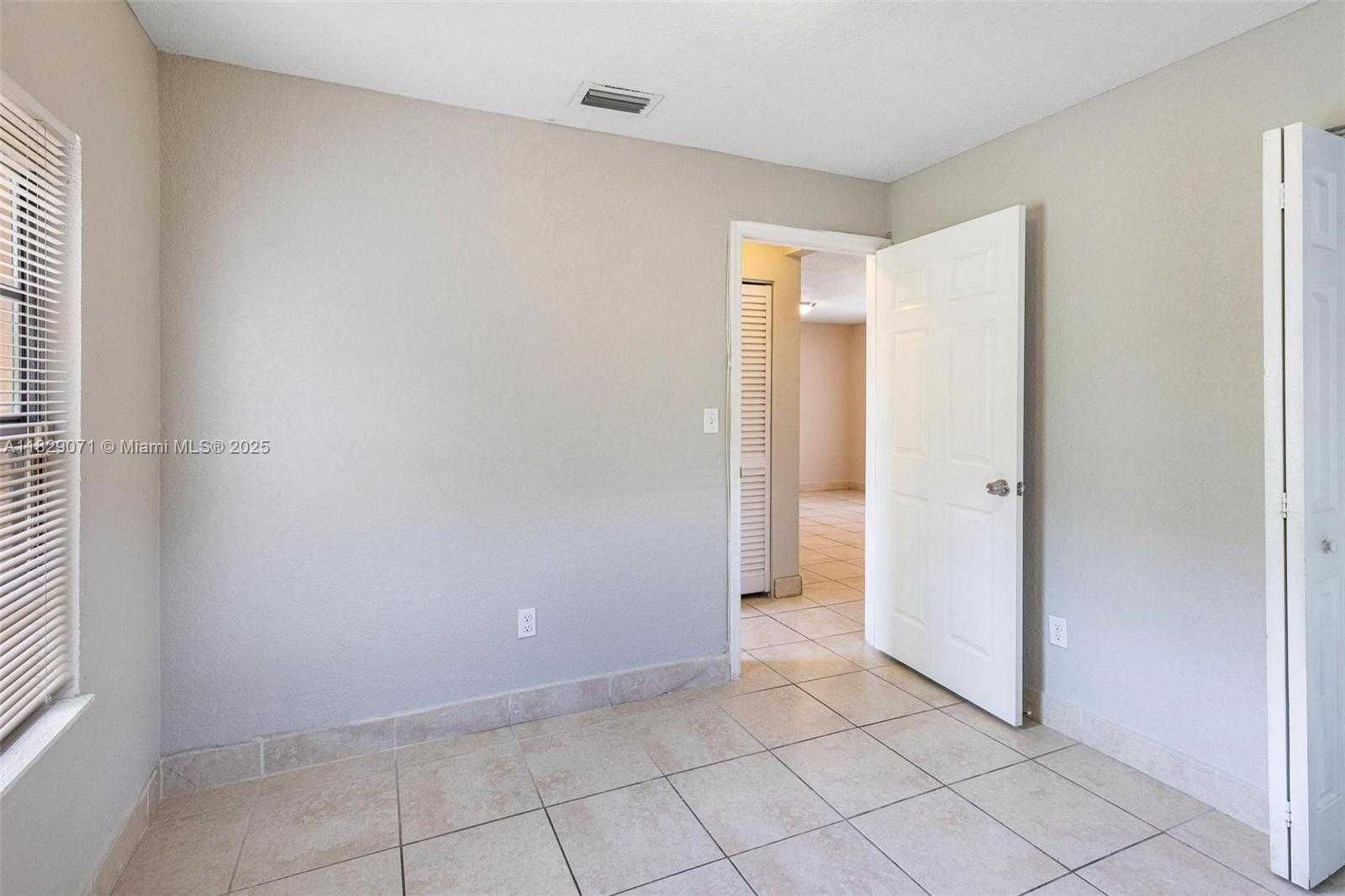 Small Image of 6048 BUCHANAN ST, Hollywood Number 22