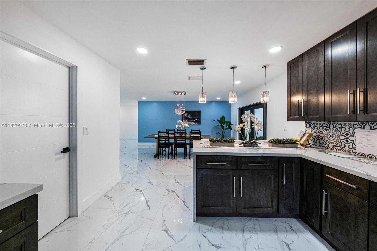Small Image of 2101 NORTH WEST 14TH AVE, Fort Lauderdale Number 10