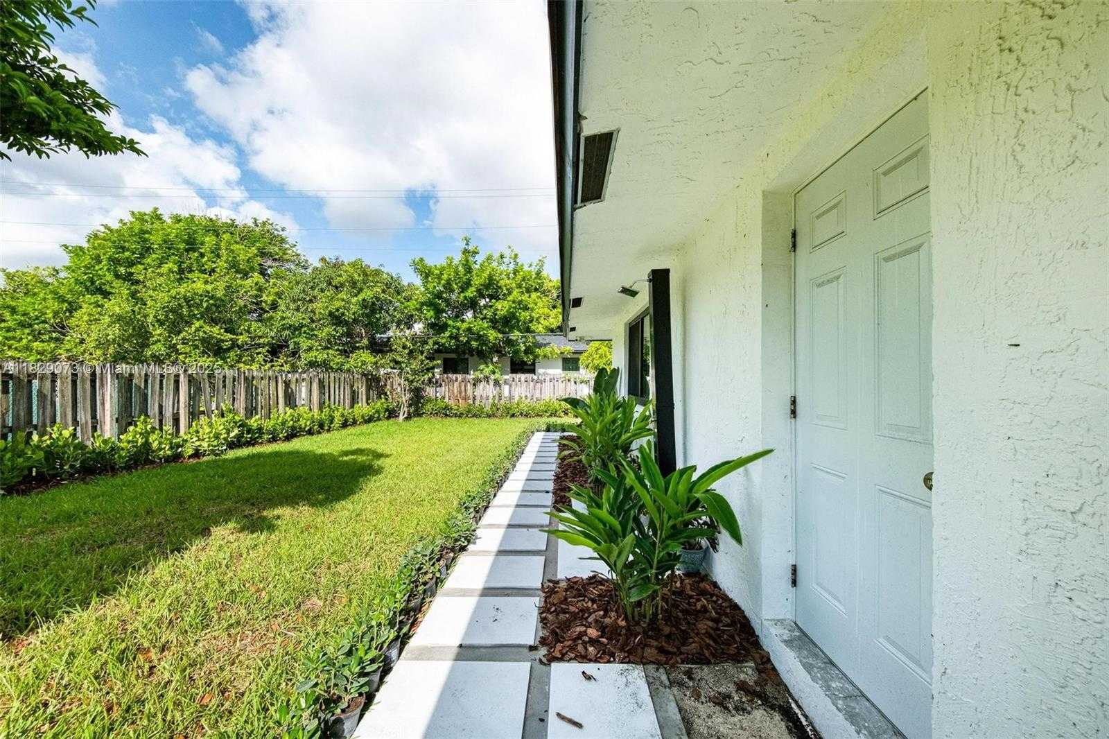 Small Image of 2101 NORTH WEST 14TH AVE, Fort Lauderdale Number 50