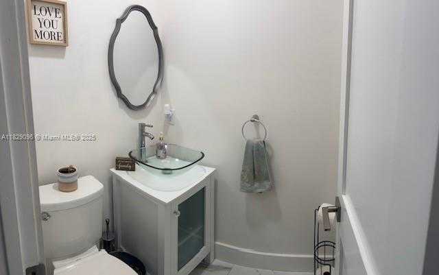 Small Image of 10035 PAN AMERICAN DR, Cutler Bay Number 7