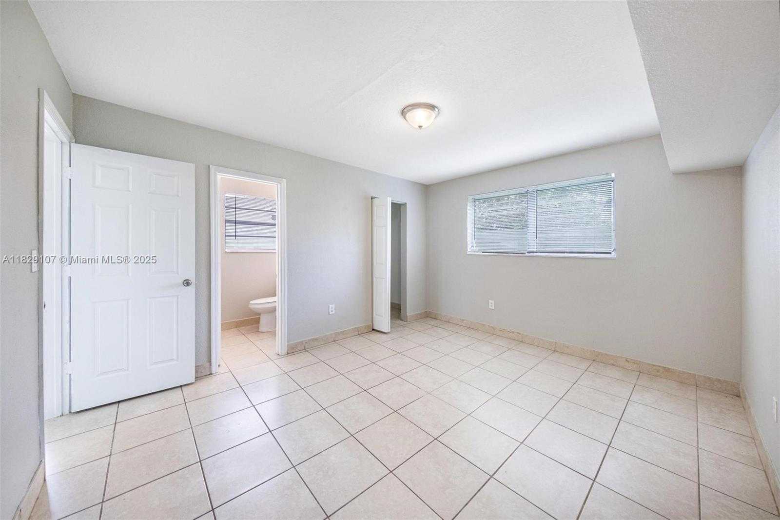 Small Image of 18005 NORTH WEST 7TH AVE, Miami Gardens Number 12
