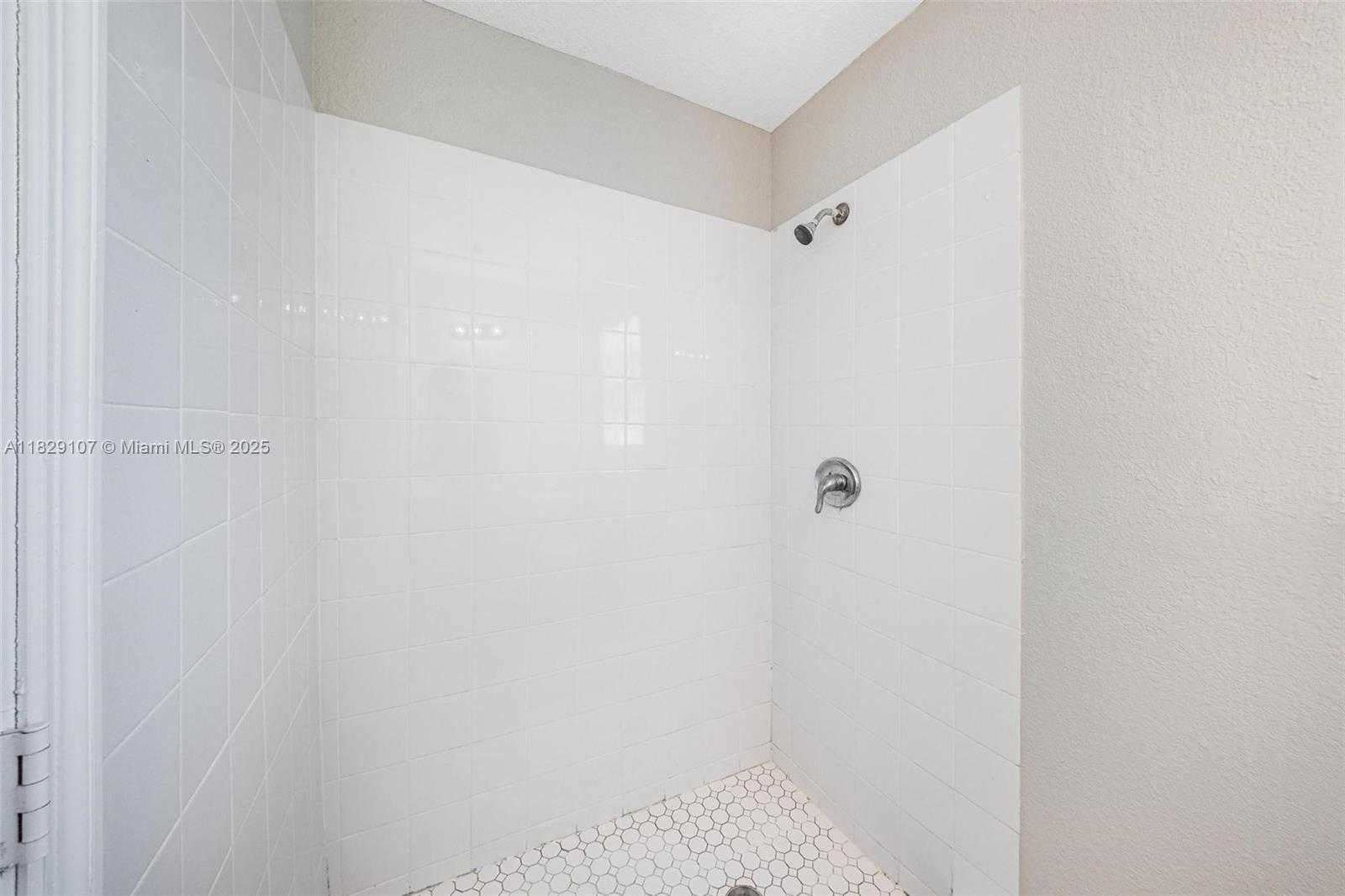 Small Image of 18005 NORTH WEST 7TH AVE, Miami Gardens Number 14