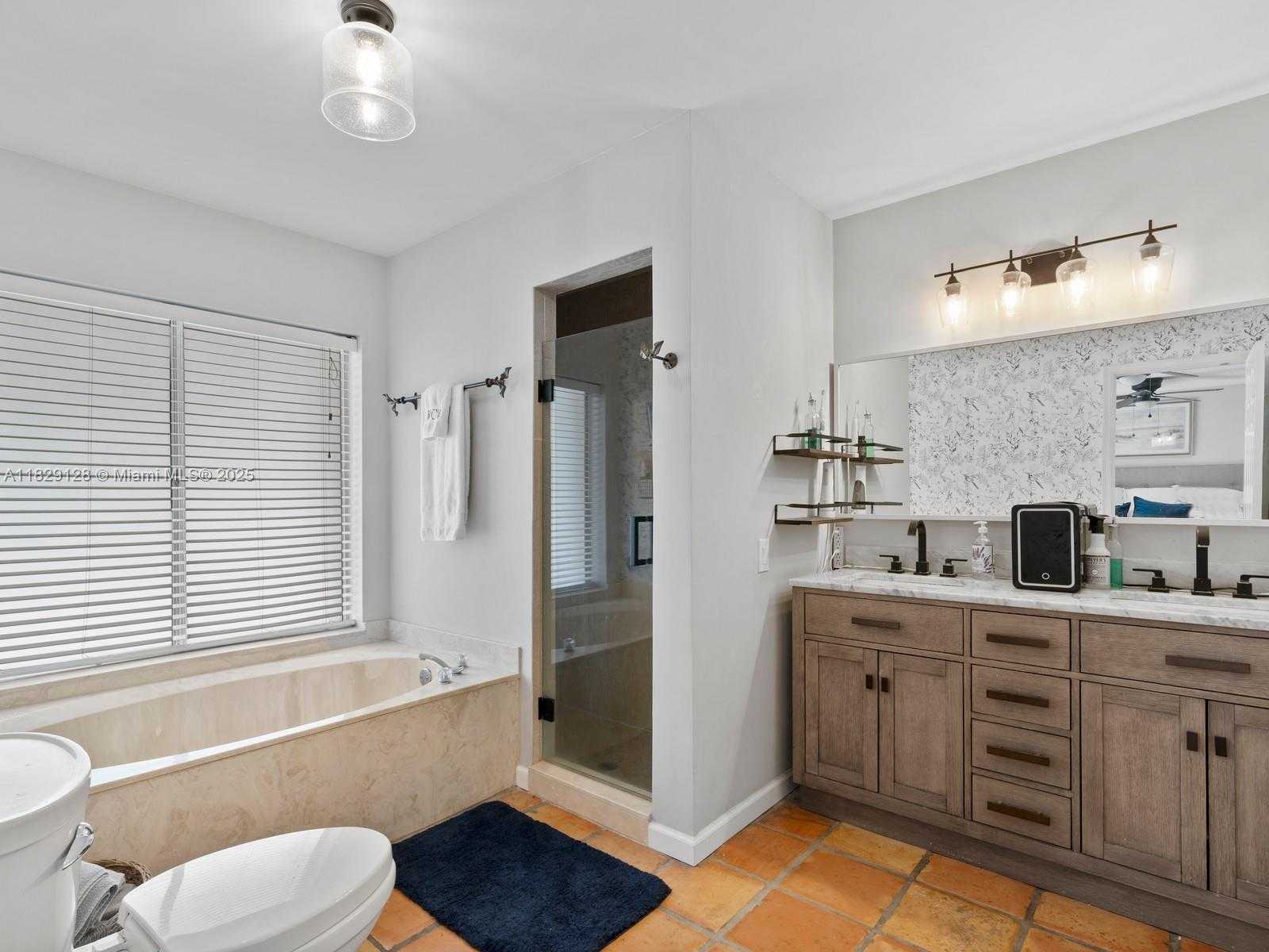 Small Image of 2560 NORTH WEST 27TH ST, Boca Raton Number 15