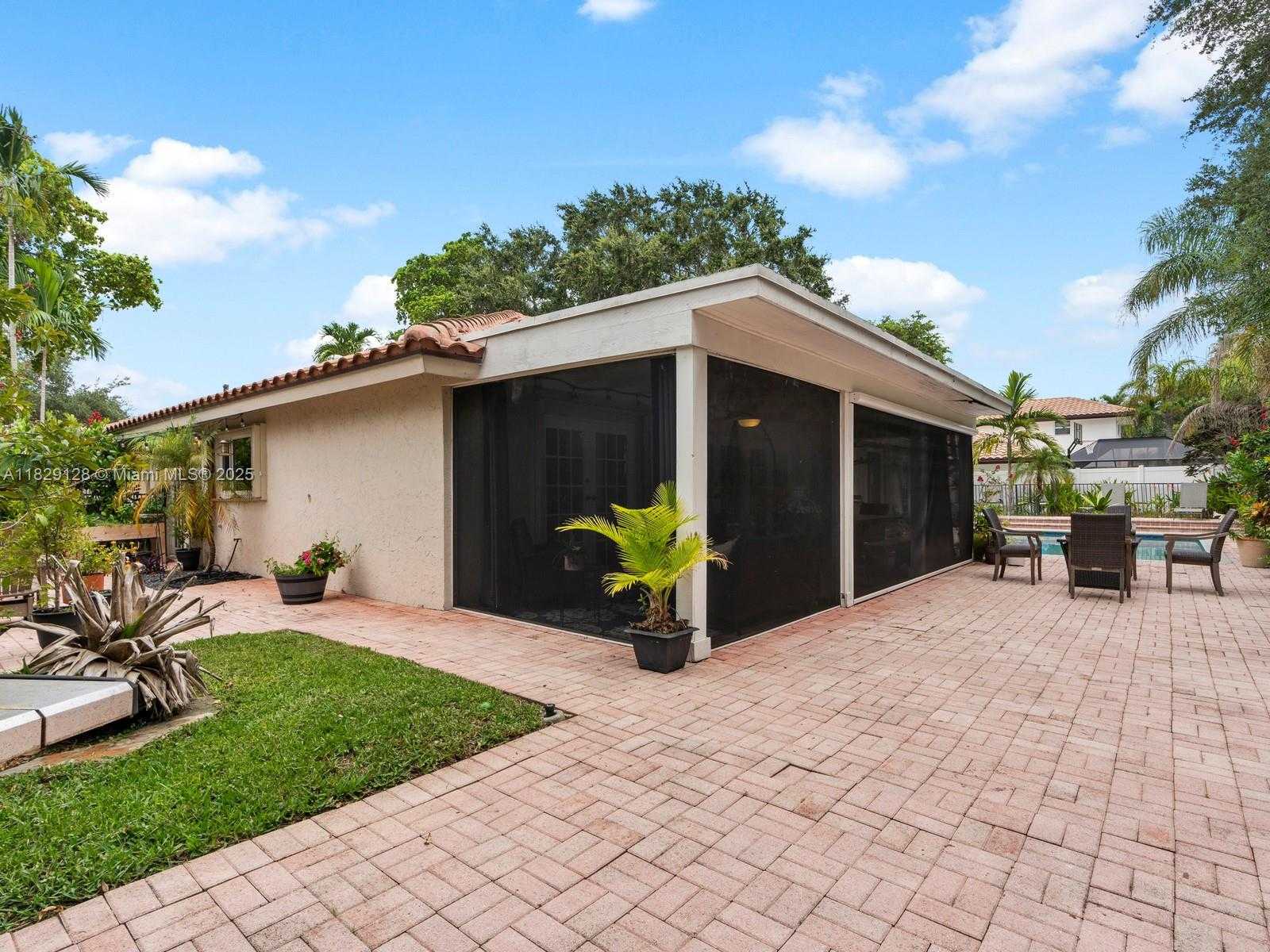 Small Image of 2560 NORTH WEST 27TH ST, Boca Raton Number 16