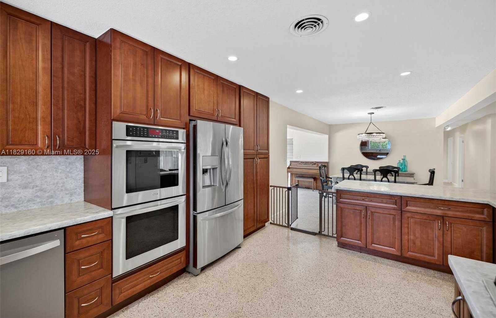 Small Image of 6201 SOUTH WEST 3RD ST, Plantation Number 19