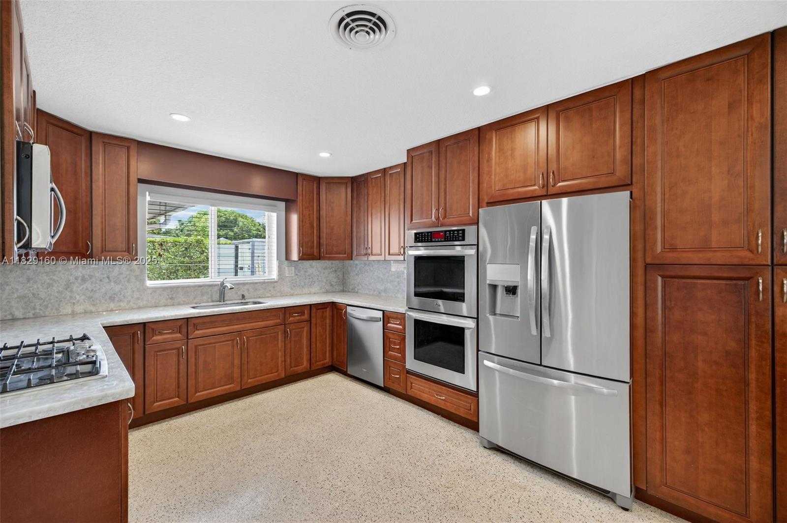 Small Image of 6201 SOUTH WEST 3RD ST, Plantation Number 3