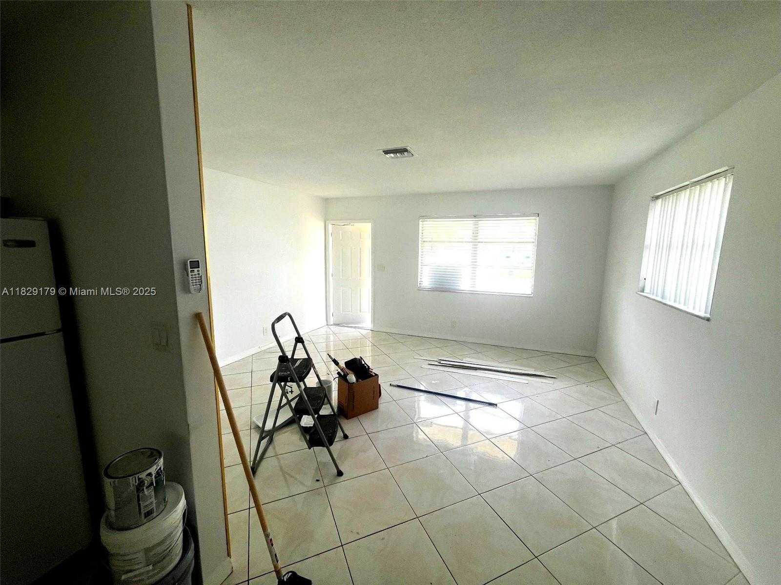 Small Image of 2309 NORTH WEST 54TH ST, Tamarac Number 4