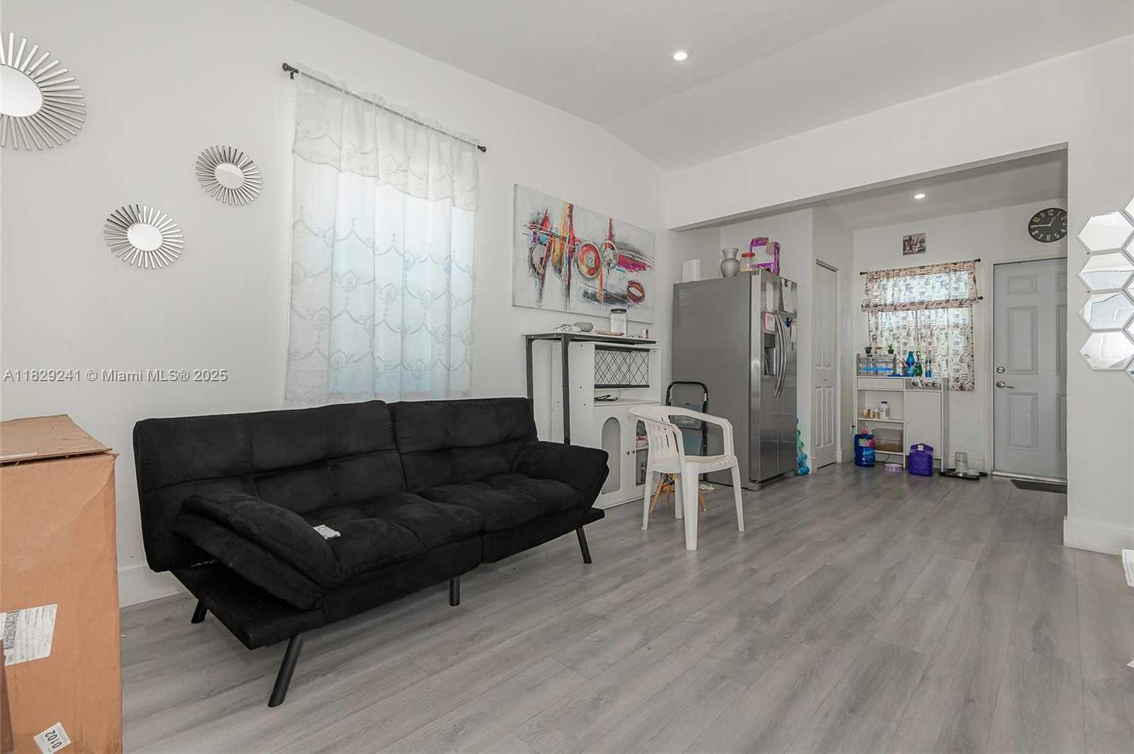 Small Image of 15955 WEST BUNCHE PARK DR, Miami Gardens Number 6