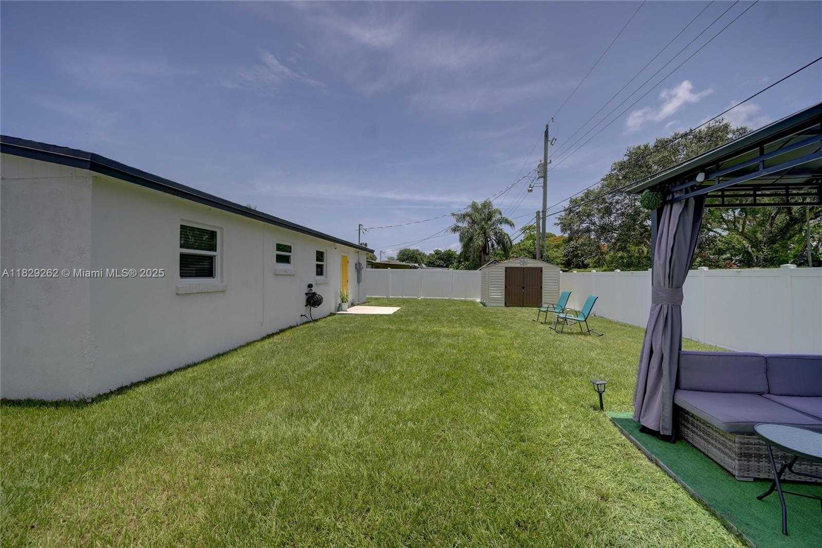 Small Image of 4356 SOUTH MARY CIR, Palm Beach Gardens Number 23