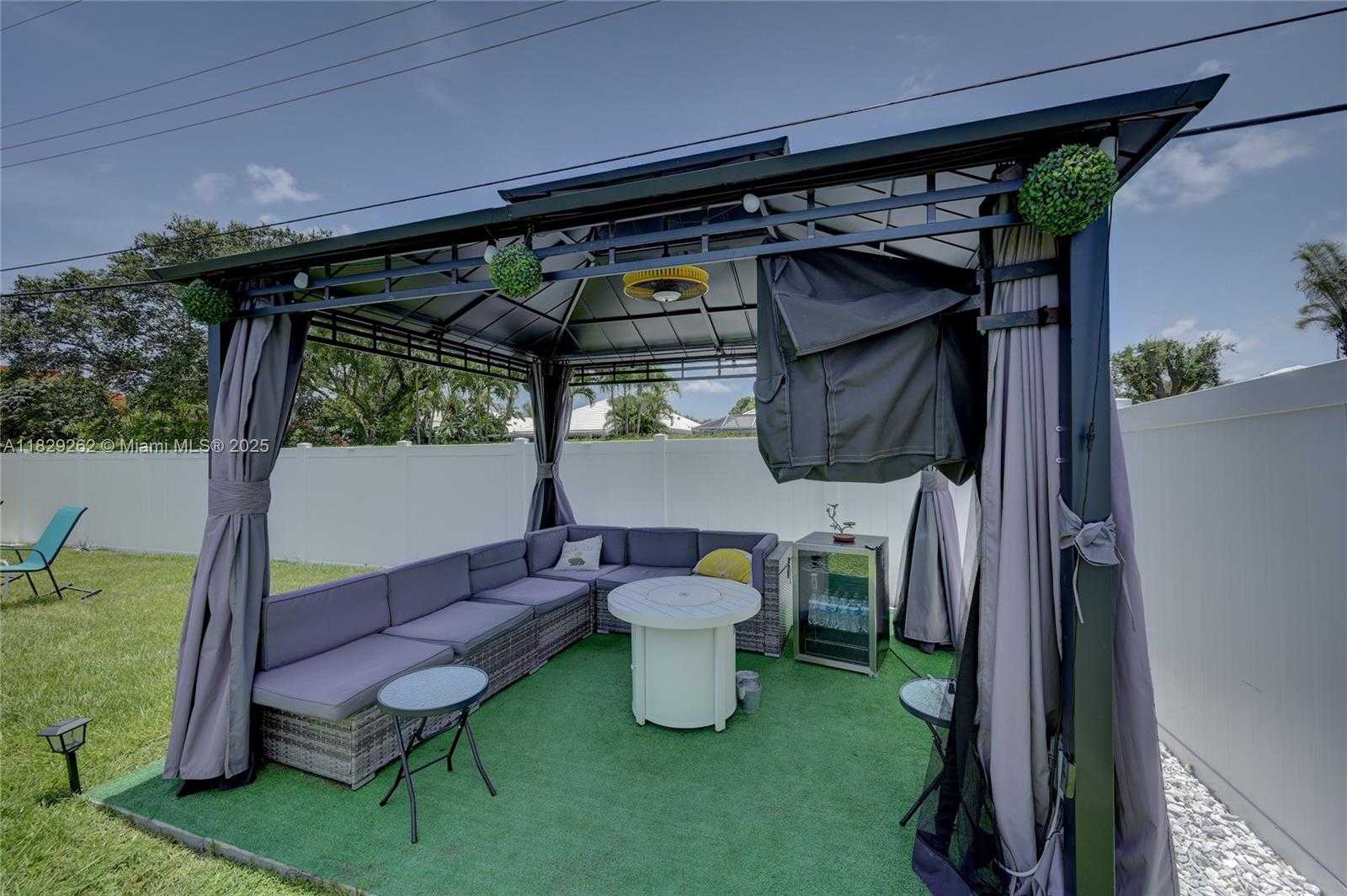 Small Image of 4356 SOUTH MARY CIR, Palm Beach Gardens Number 24