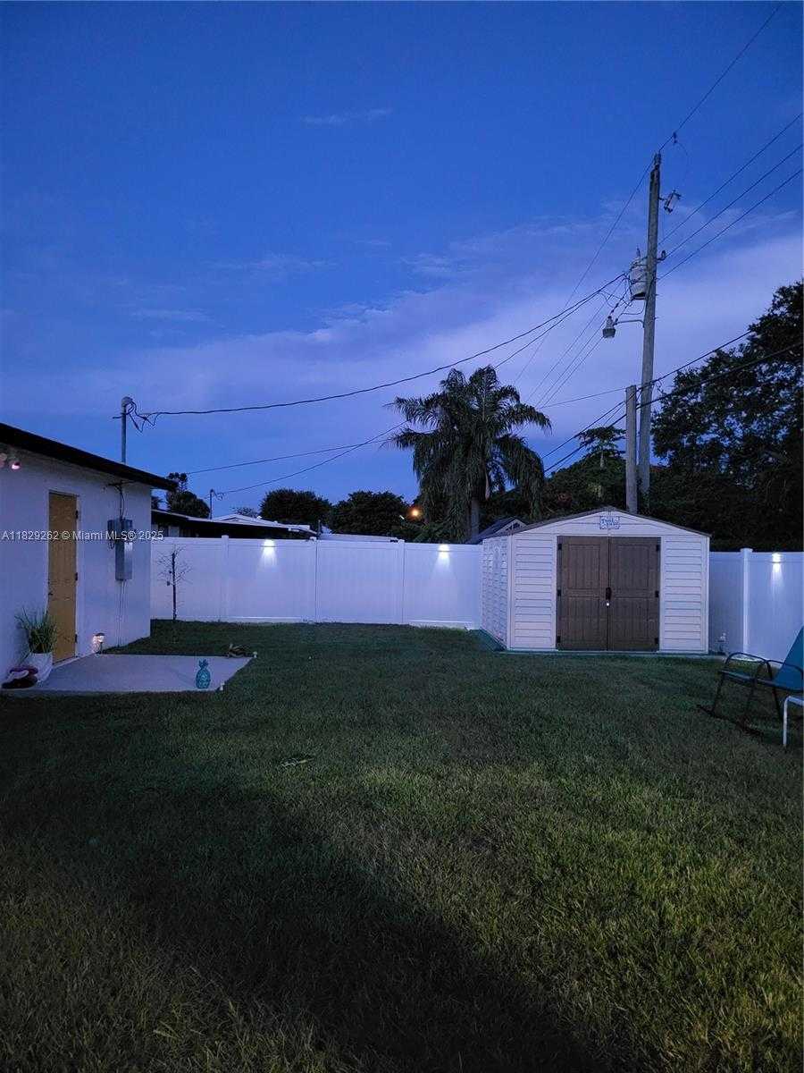 Small Image of 4356 SOUTH MARY CIR, Palm Beach Gardens Number 35