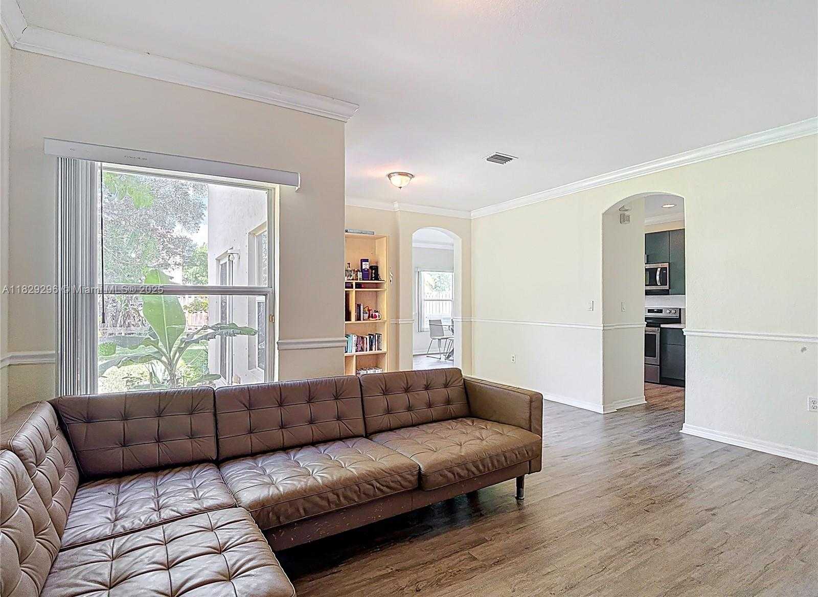 Small Image of 1568 SOUTH EAST 20TH TER, Homestead Number 12