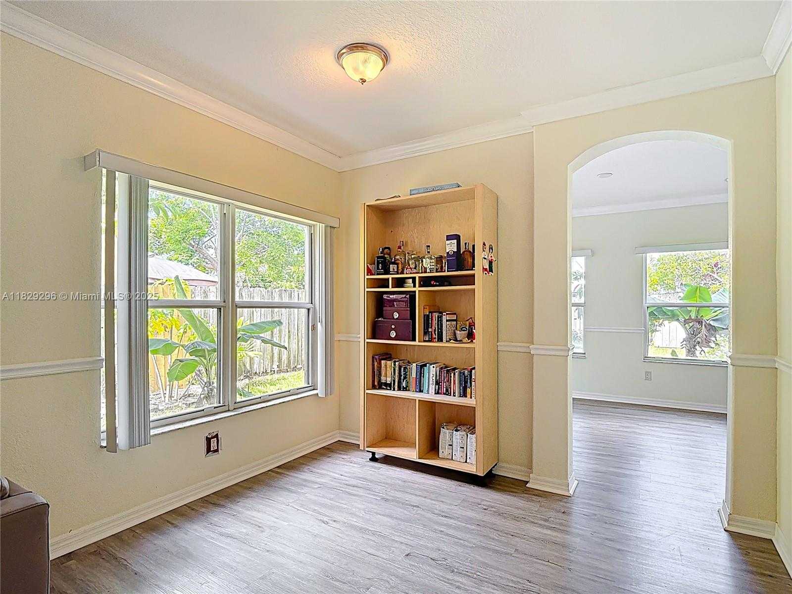 Small Image of 1568 SOUTH EAST 20TH TER, Homestead Number 13