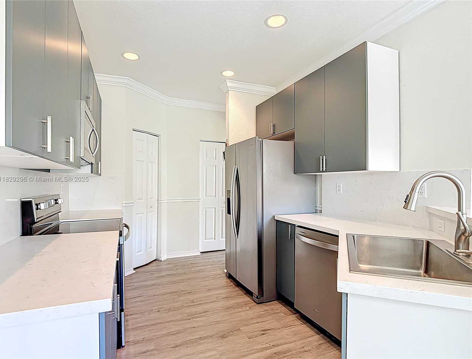 Small Image of 1568 SOUTH EAST 20TH TER, Homestead Number 16