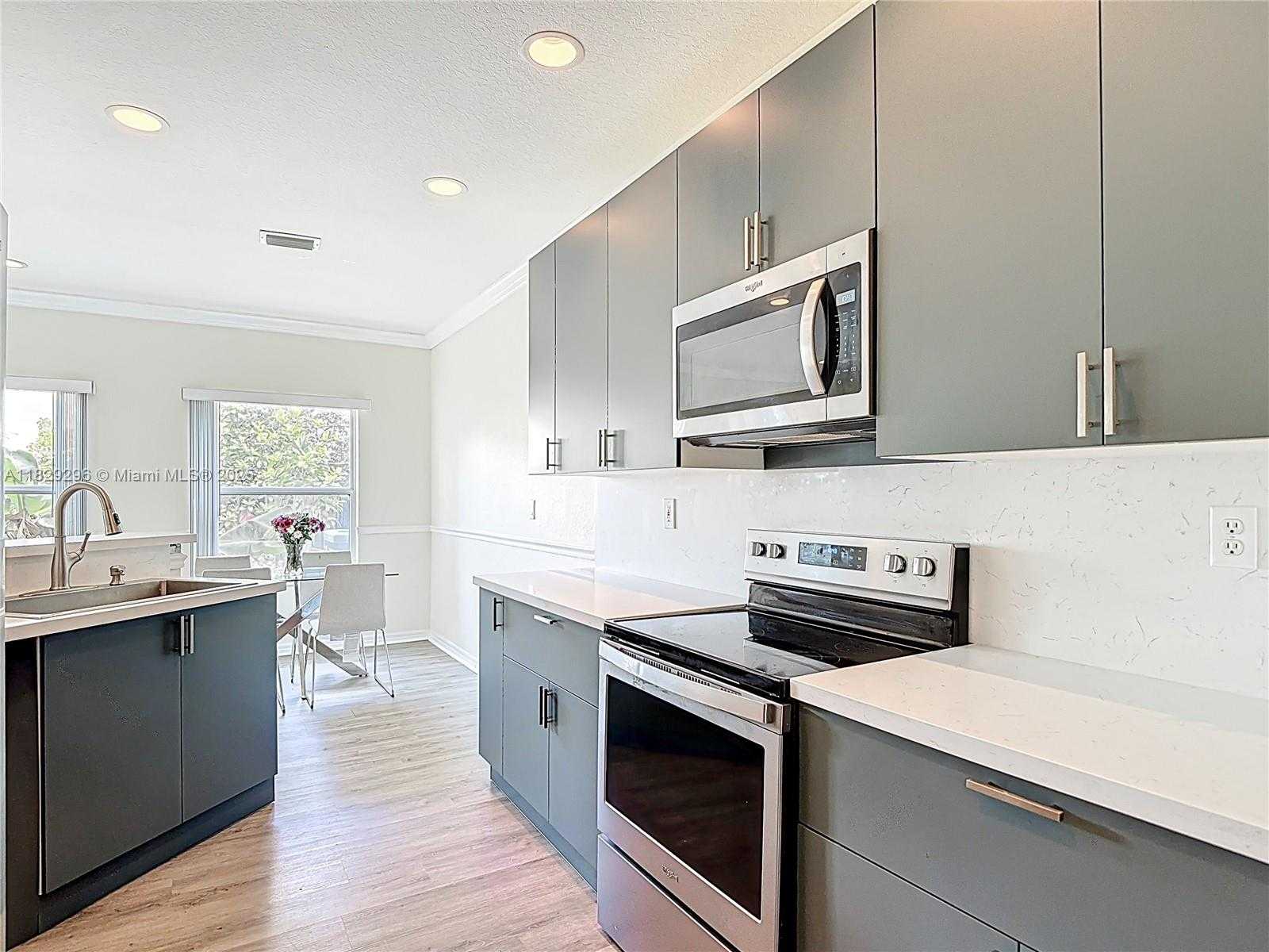 Small Image of 1568 SOUTH EAST 20TH TER, Homestead Number 19