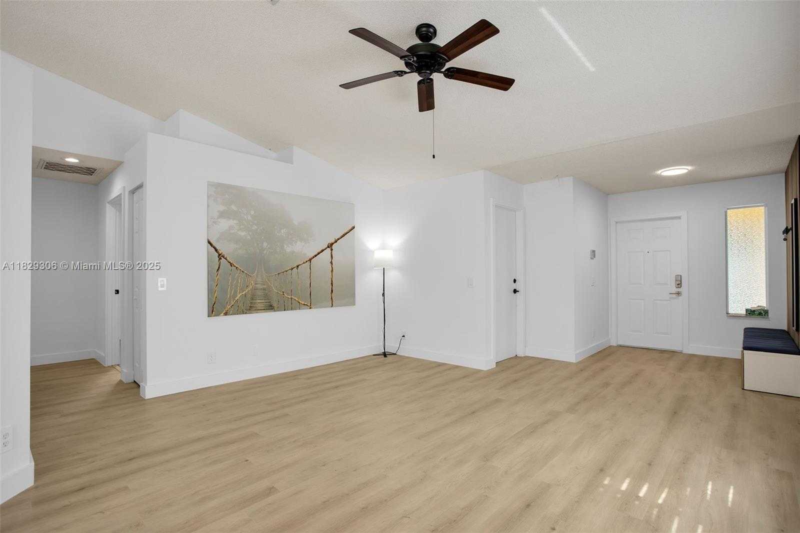 Small Image of 1611 PALERMO DR, Weston Number 7