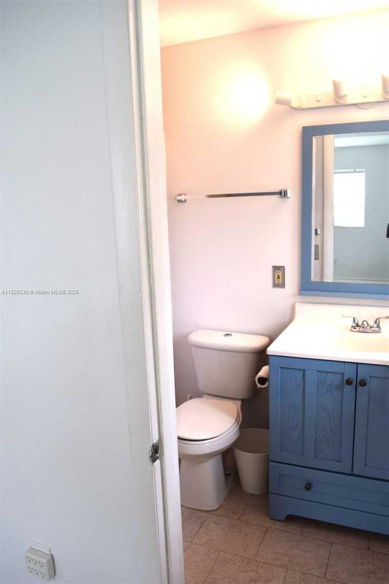 Small Image of 9355 SOUTH WEST 181ST ST, Palmetto Bay Number 30
