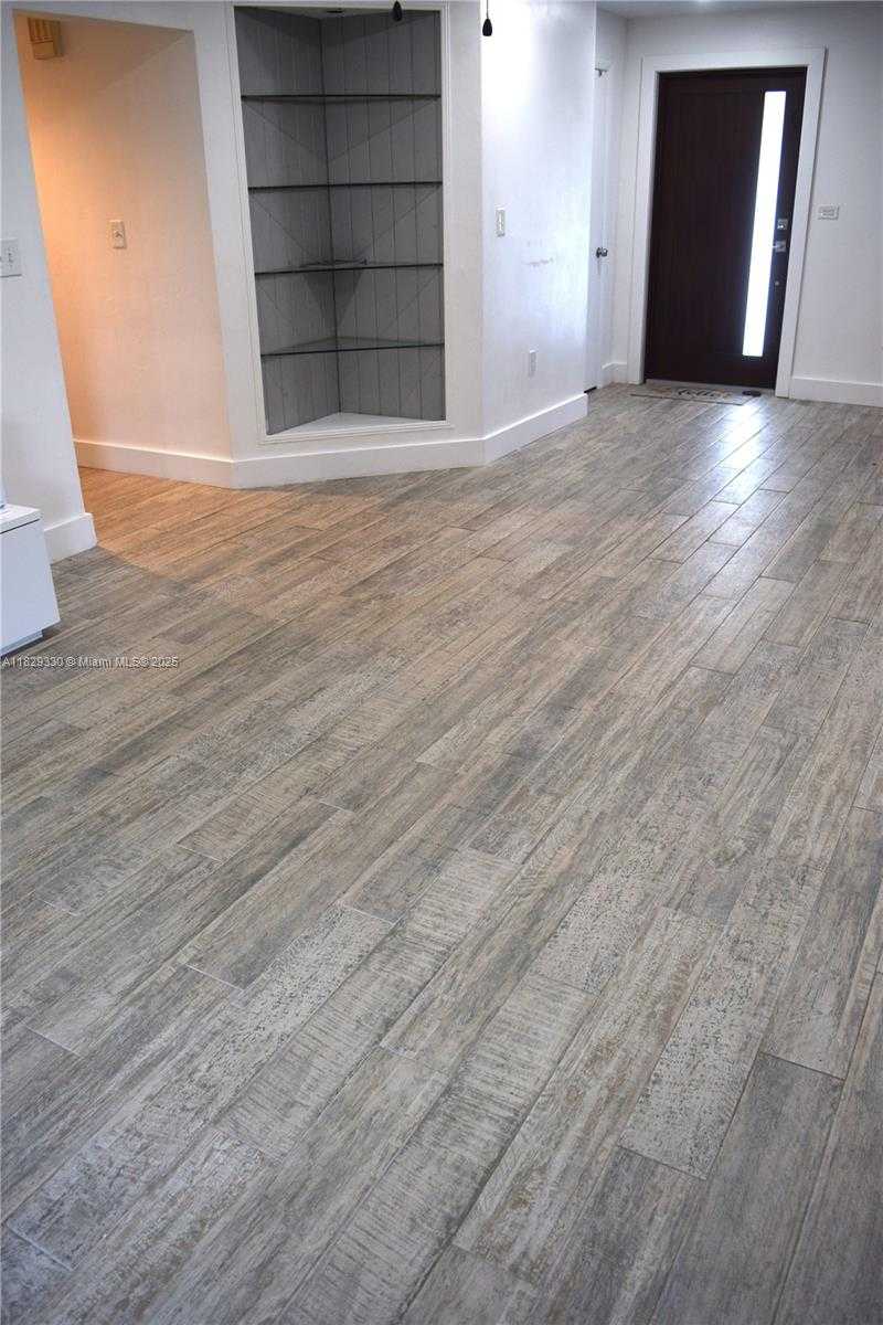 Small Image of 9355 SOUTH WEST 181ST ST, Palmetto Bay Number 9