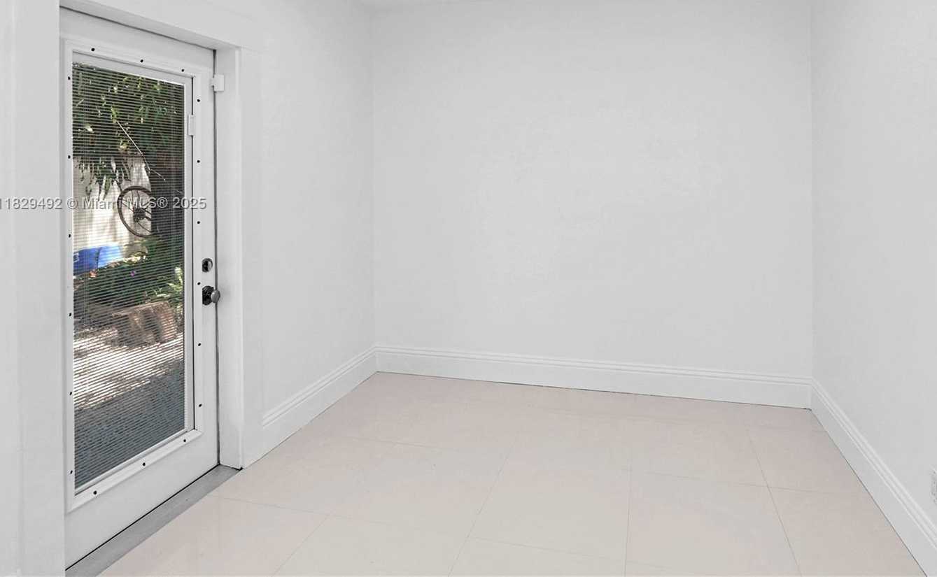 Small Image of 1125 SOUTH WEST 15TH TER, Fort Lauderdale Number 17